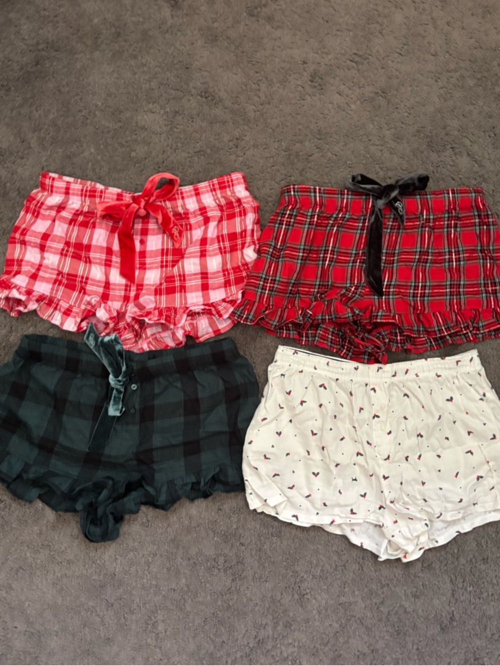 Lot of 4 PINK Victoria's Secret Pajama Shorts Size Small - Picture 3 of 4